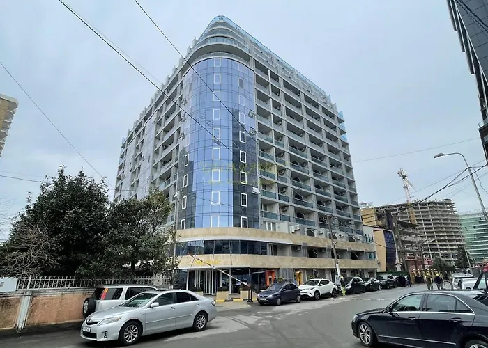 Perfect Flat Near The Sea
